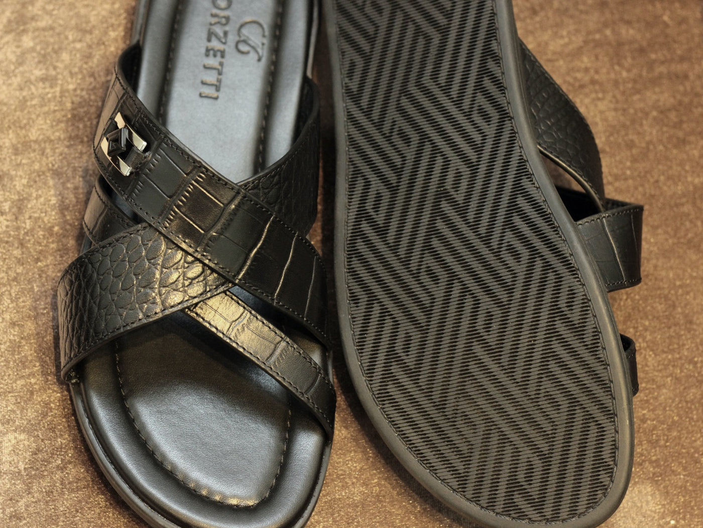 Black Slippers (016602)